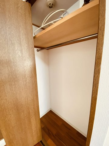 シティパレス高井田の収納