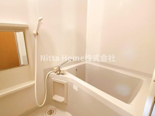 ファミールコーポ高屋2の浴室|ゆったり過ごせるお風呂です☆