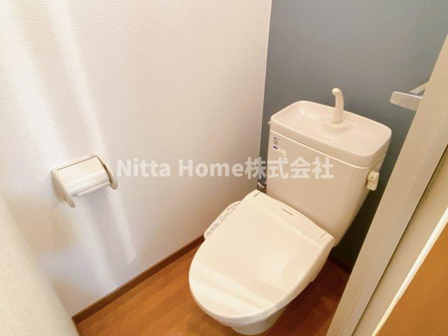 ファミールコーポ高屋2のトイレ|温水洗浄便座のトイレです★