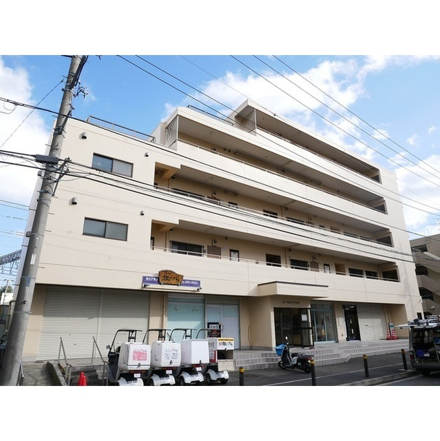 セーフズマンションのエントランス| 