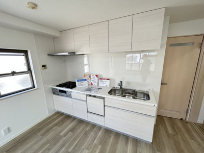 【キッチン】 | 宝塚市高司３丁目中古戸建 | キッチンでお料理をお楽しみください