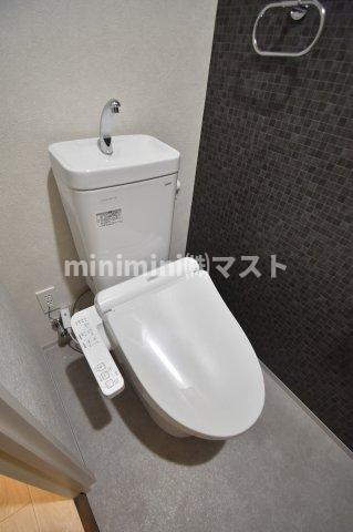 大阪市中央区森ノ宮中央１丁目の賃貸マンションのトイレ