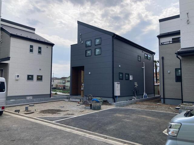Livele Garden.S　あきる野野辺第5期　4号棟（全5棟）の前面道路含む現地写真