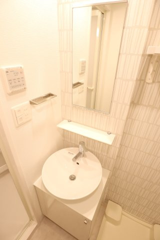 大阪市都島区中野町２丁目の賃貸マンションの洗面所