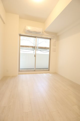 大阪市都島区中野町２丁目の賃貸マンションの居間・リビング