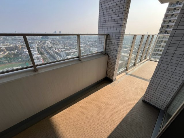 プラウドタワー住吉のバルコニー