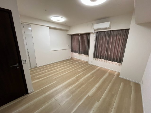 プラウドタワー住吉の居間・リビング