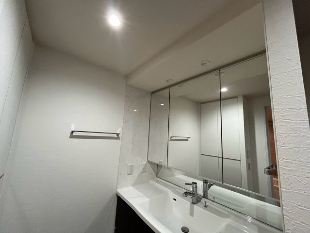 プラウドタワー住吉のロビー