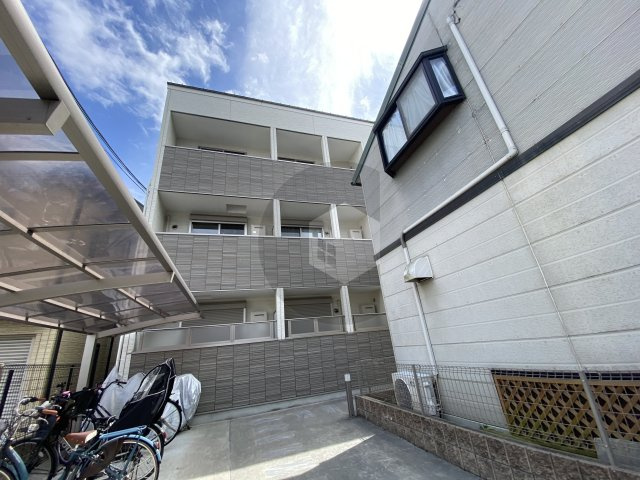 クリエオーレ川田の外観