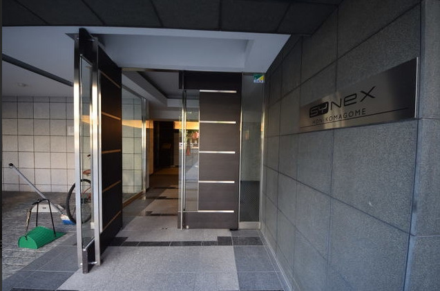 ＳＹＮＥＸ　ＨＯＮ－ＫＯＭＡＧＯＭＥのロビー|　