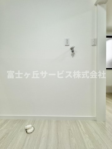 【ランドリースペース】 | 静岡市葵区平和1丁目 中古戸建て | 洗濯機置き場です