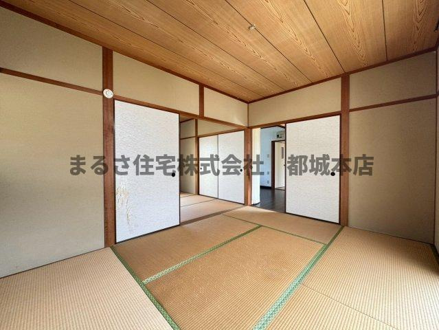 ナ・ルーチェ都原の和室