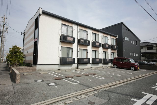 ボヌールみなとまちの駐車場