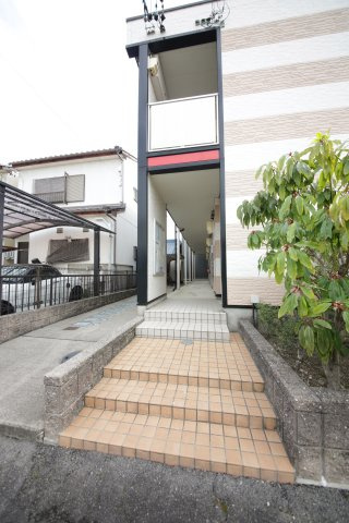 ボヌールみなとまちのエントランス