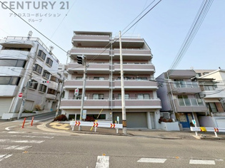 鉄筋コンクリート造地下１階付５階建