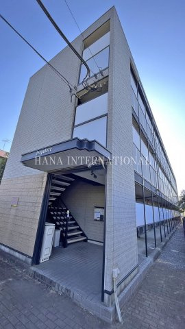 レオパレスヒルズ日野の外観