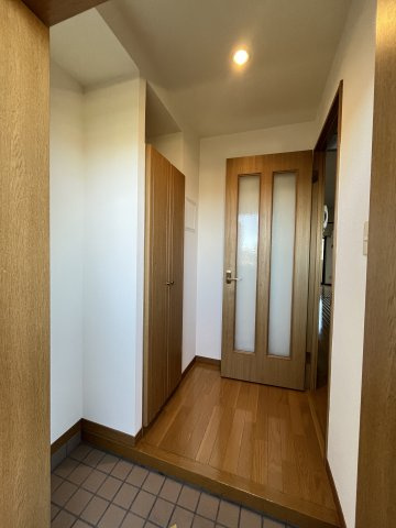 ピアコートBの玄関