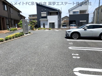 【駐車場】