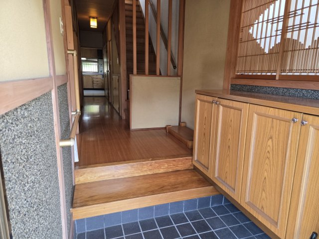 岐阜市菊水町の玄関