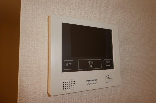 ミットアロウズのセキュリティ|オートロック連動ＴＶインターホン