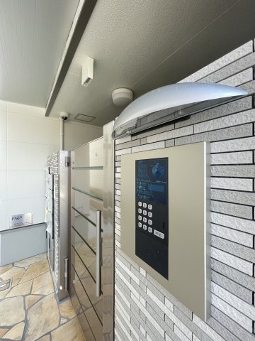 フジパレス堺諏訪森ノース のエントランス