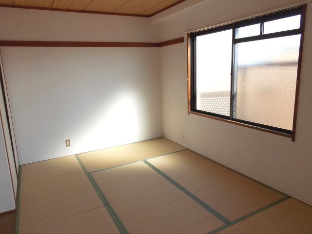 セオコート明石IIの和室