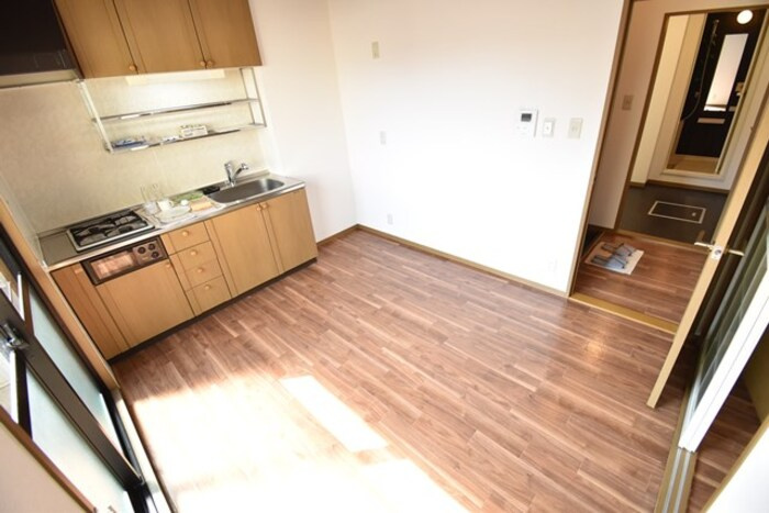 コウジィーコート前川の居間・リビング