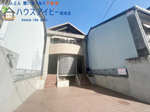 岐阜市昭和町！10LDK＋サンルーム＋物置のあるお家！敷地面積73坪！お車スペース並列２台可能！の画像