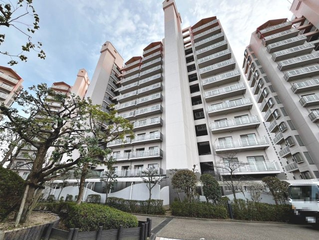 ローレルスクエア和泉中央B棟の画像