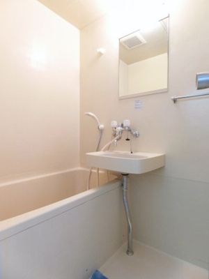 【浴室】 | カースル安田