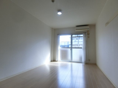 【寝室】 | カースル安田