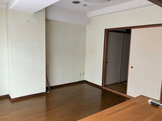 【居間・リビング】 | ニューステージ川奈