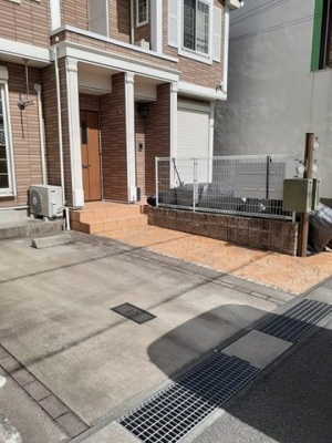 【駐車場】 | ジェイドⅤ | カースペースがあります