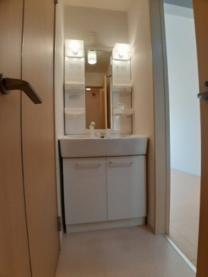 【洗面所】 | ジェイドⅤ | 使いやすい洗面所です