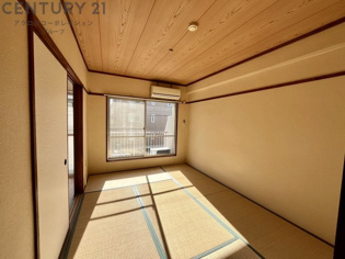三興マンションの寝室