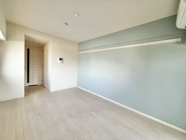 RAFFLE CHIHAYAの居間・リビング