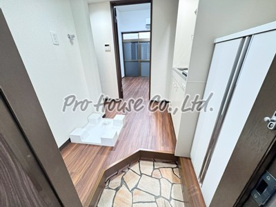 【玄関】 | ビラ・レクサス