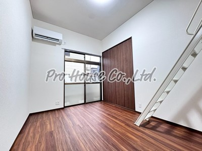 【居間・リビング】 | ビラ・レクサス