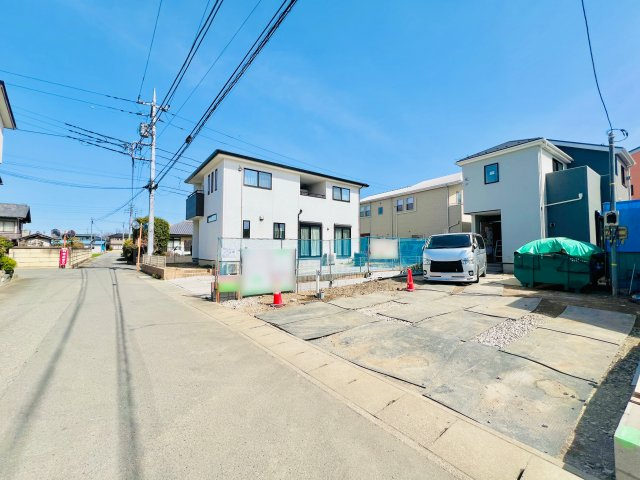 玉村斎田の前面道路含む現地写真|車の通りも少なく駐車も楽々♪