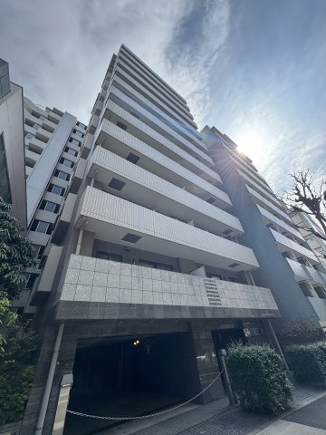 クレッセント渋谷神泉の外観