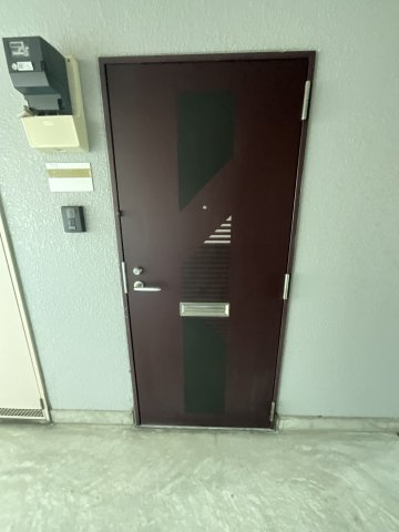 アズールY’sの玄関