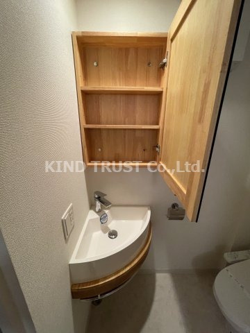 HS梅田EASTの洗面所|忙しい朝には欠かせない洗面所です