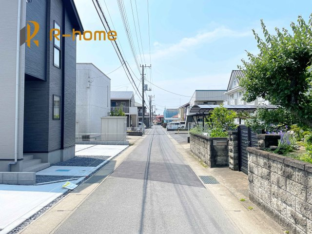 水戸市姫子5期　新築戸建て　2号棟の前面道路含む現地写真|周辺環境も併せて案内致します♪
閑静な住宅地で笑顔あふれる新生活！
ぜひ現地へお越しください♪