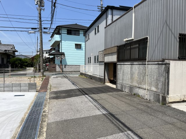 【前面道路含む現地写真】 | 中古一戸建　高知市朝倉甲
