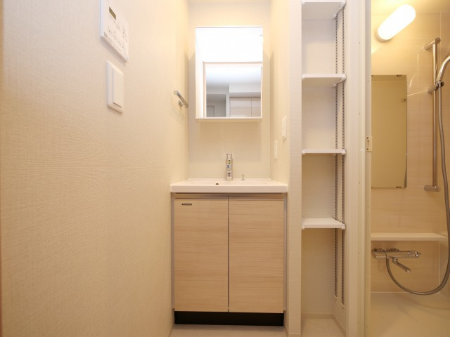 リビオメゾン新大阪の洗面所