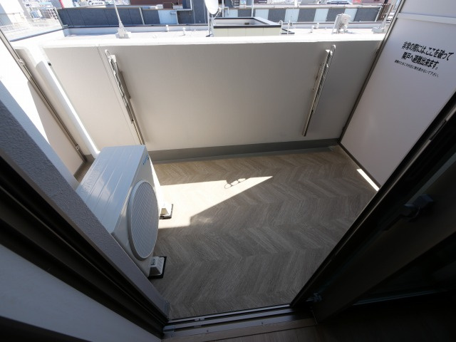 リビオメゾン新大阪のバルコニー