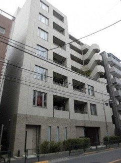 【外観】 | 鉄筋コンクリート造のがっちりとした建物。