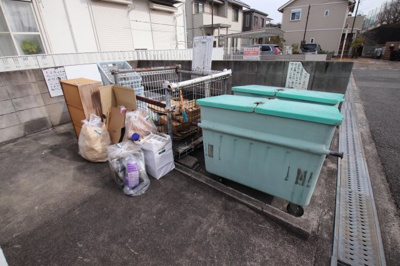 【その他共用部分】 | エルハイツ金剛 | 敷地内ゴミ置き場