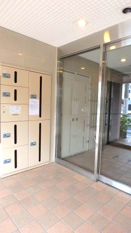 エスポワール御影のロビー|落ち着いたエントランスです