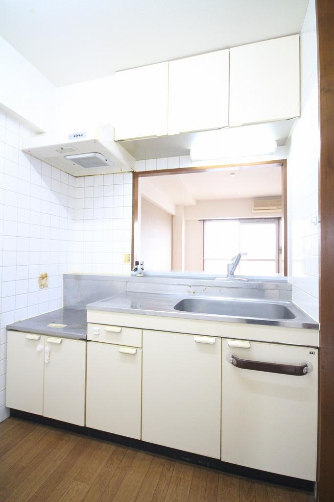 エートルウールーのキッチン|※お部屋により仕様が異なる可能性があります。